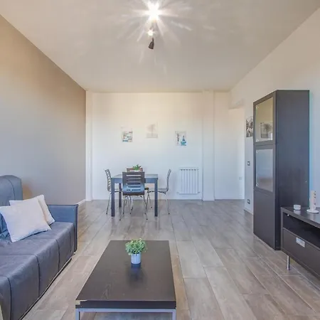 The Purple House Between And The Ferrari Museum مودينا